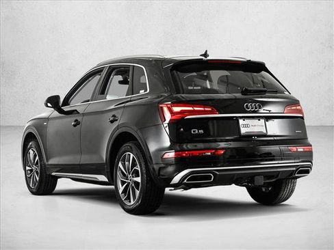 Used 2023 Audi Q5 2.0T Premium Plus w/ Premium Plus Package AWD/4WD image 9