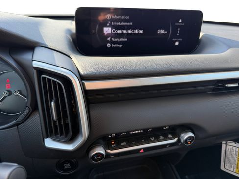 Used 2025 MAZDA CX-50 AWD 2.5 S w/ Accent Package image 12