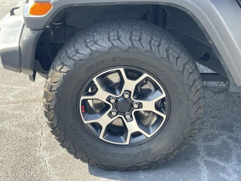 Used 2020 Jeep Wrangler Unlimited Sport image 9