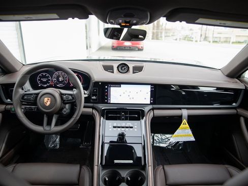 New 2026 Porsche Panamera 4 image 21