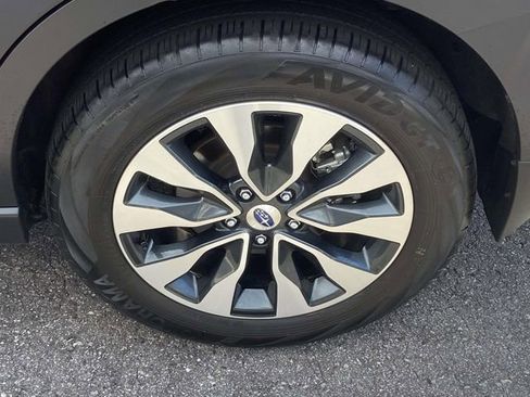 Used 2025 Subaru Outback Touring w/ Popular Package #2 image 7