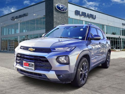 Used 2021 Chevrolet TrailBlazer LT w/ Convenience Package image 1