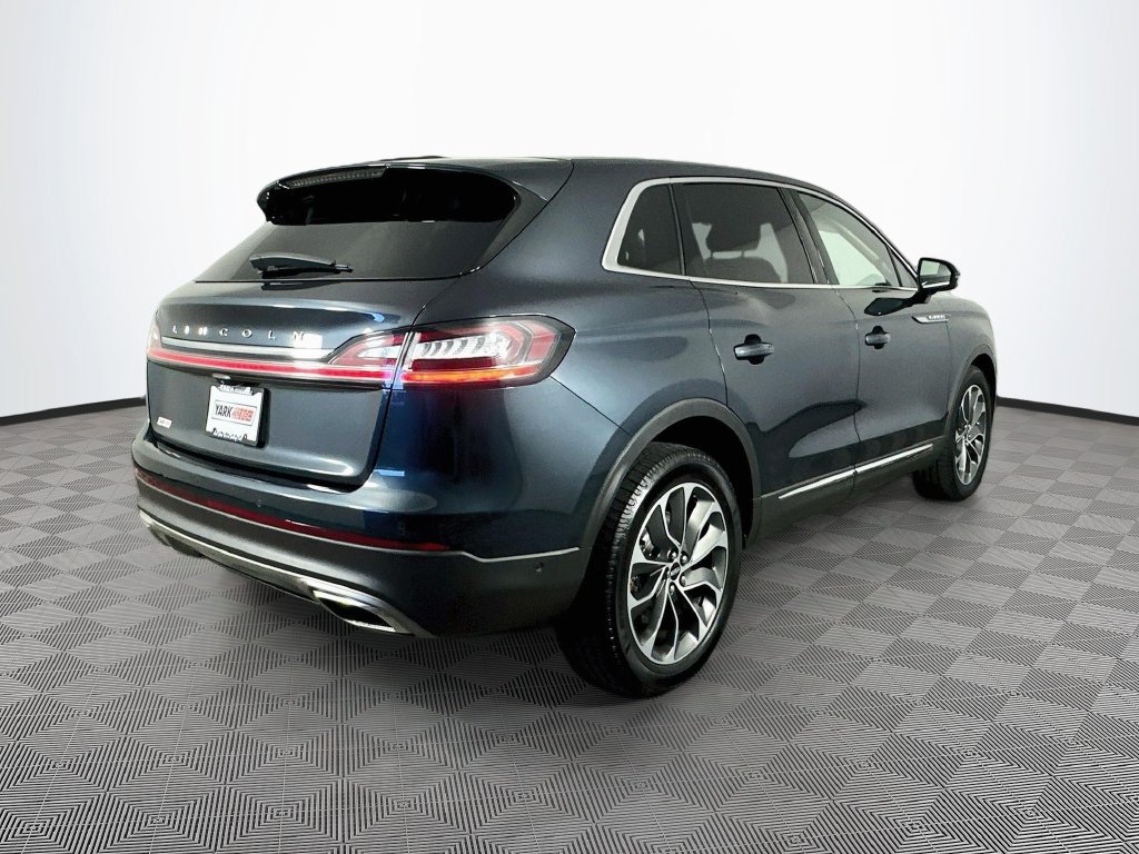 Used 2023 Lincoln Nautilus Reserve w/ Equipment Group 201A AWD/4WD image 11