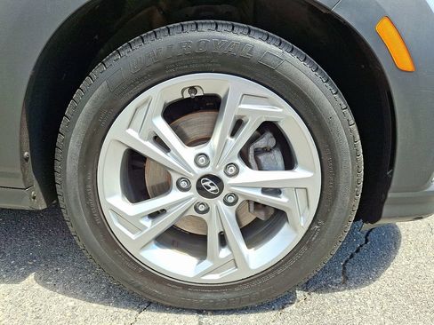 Used 2023 Hyundai Kona SEL w/ Convenience Package AWD/4WD image 8