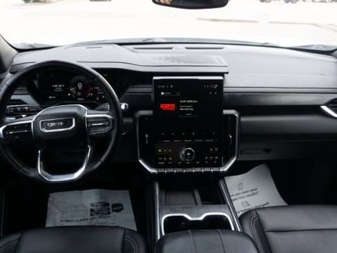 Used 2024 GMC Acadia Elevation FWD image 12