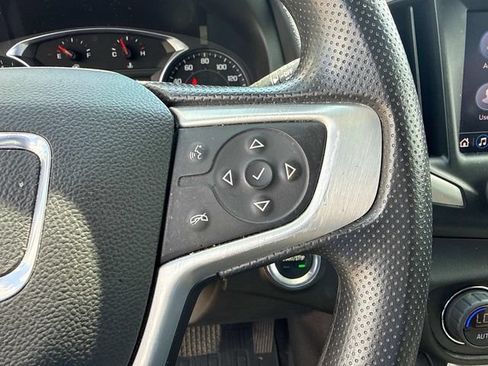 Used 2022 GMC Terrain SLE w/ Driver Convenience Package FWD image 30