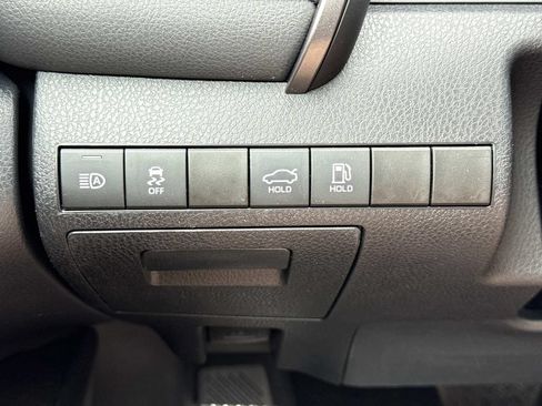 Used 2023 Toyota Camry LE AWD/4WD image 14