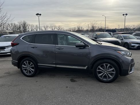 Used 2020 Honda CR-V Touring image 4