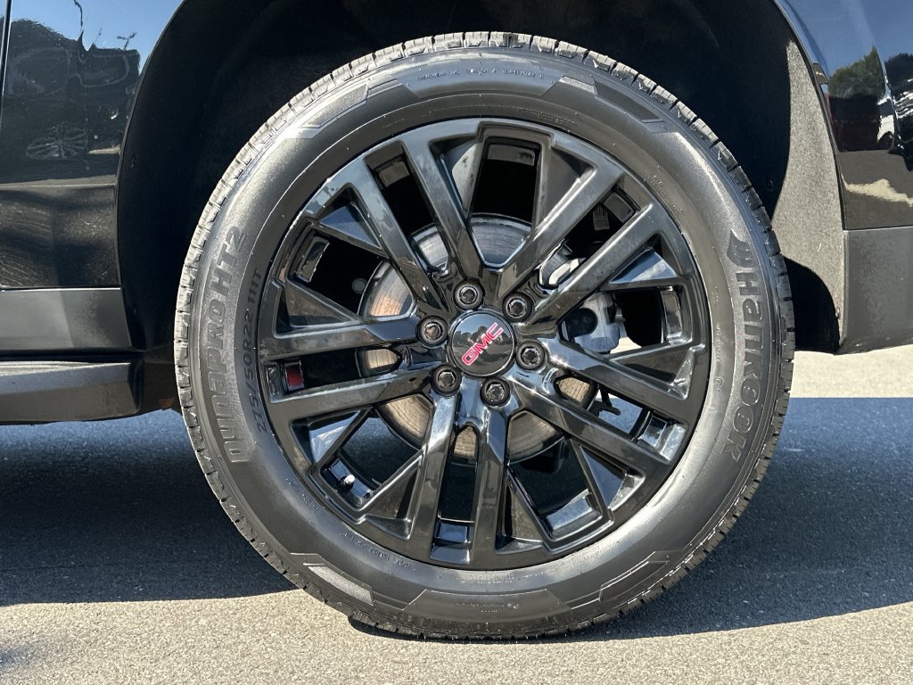 Used 2023 GMC Yukon XL SLT AWD/4WD image 17