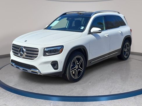 New 2026 Mercedes-Benz GLB 250 image 1
