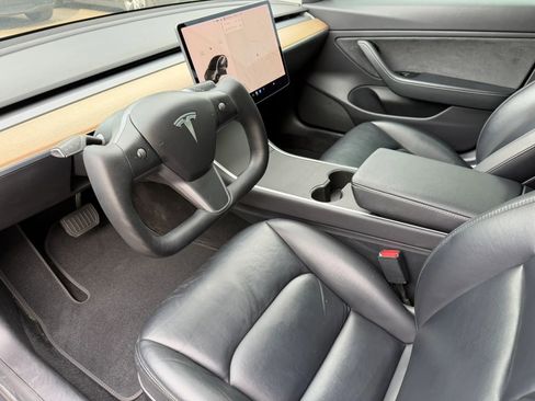 Used 2019 Tesla Model 3 Standard Range Plus RWD image 14