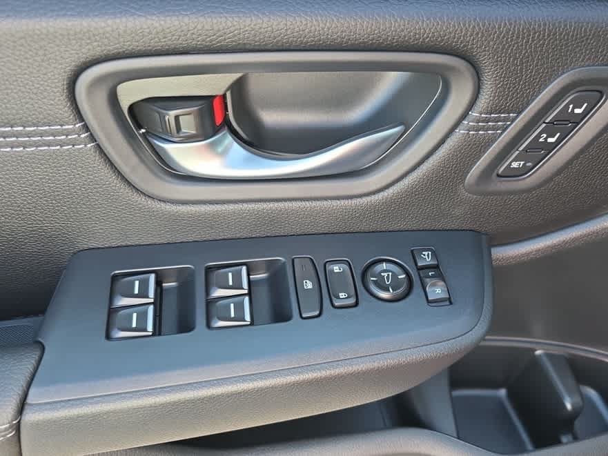 New 2026 Honda Pilot Touring image 11