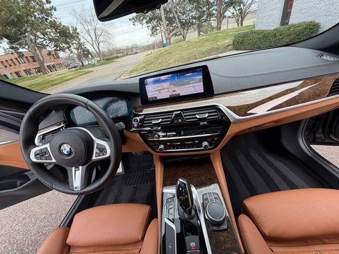 Used 2020 BMW 540i xDrive w/ M Sport Package image 29