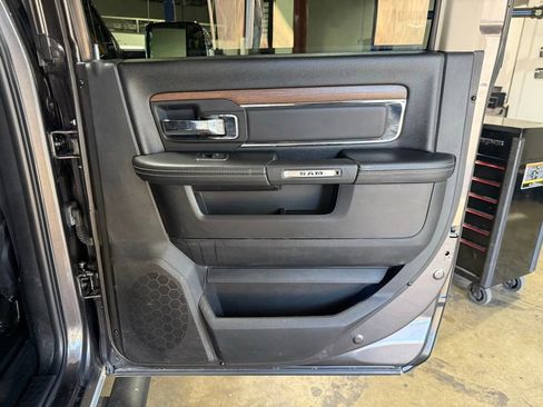 Used 2015 RAM 2500 Laramie AWD/4WD image 33