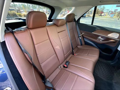 Used 2025 Mercedes-Benz GLE 350 4MATIC image 19