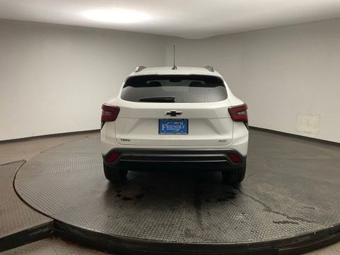 New 2026 Chevrolet Trax RS FWD image 6