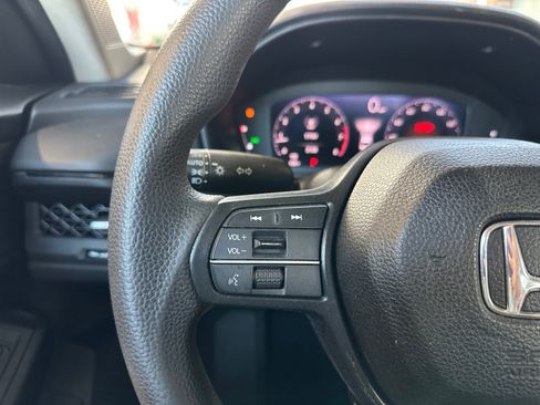 Used 2024 Honda Accord EX image 17