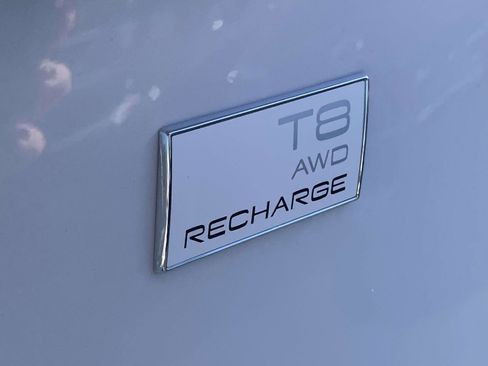 Certified 2023 Volvo XC90 T8 Ultimate w/ Lounge Package image 12