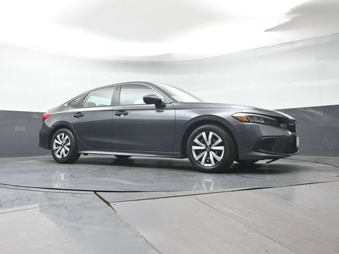 Used 2023 Honda Civic LX image 32