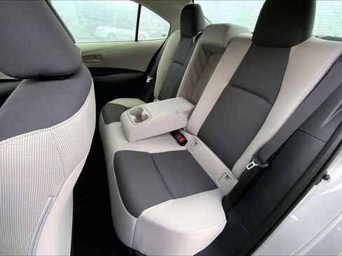 Used 2026 Toyota Corolla LE image 20