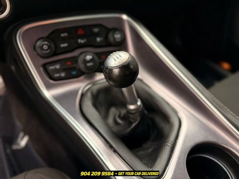 Used 2018 Dodge Challenger R/T w/ Performance Handling Group RWD image 20