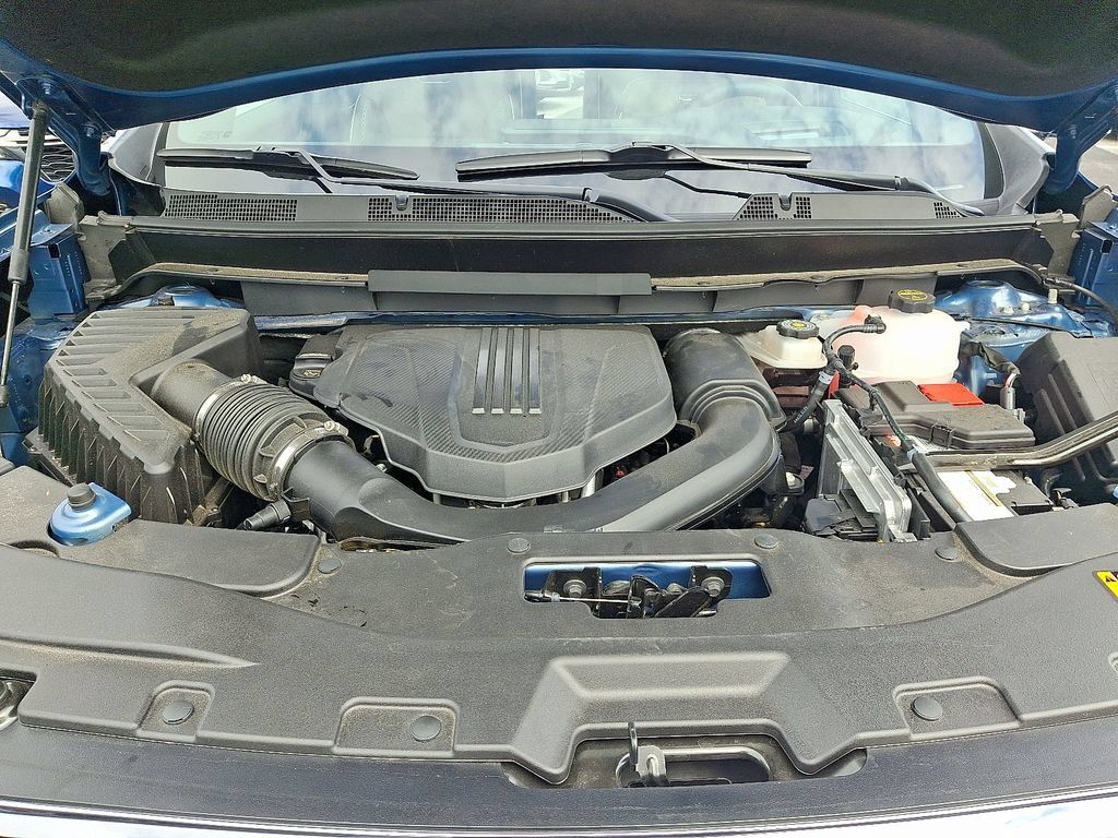 Certified 2026 GMC Acadia Denali Ultimate w/ LPO, Floor Liner Package AWD/4WD image 30
