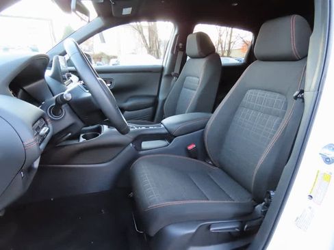 Certified 2023 Honda HR-V Sport image 13