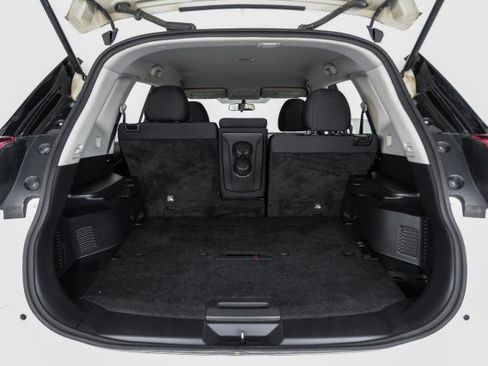 Used 2017 Nissan Rogue S FWD image 40
