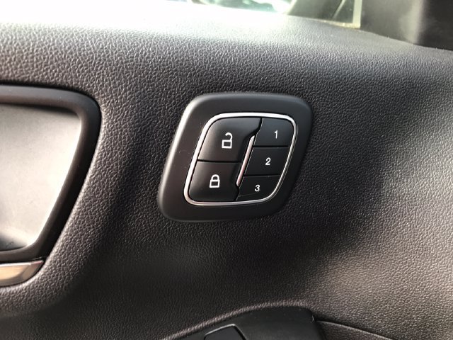 Used 2022 Ford Escape Titanium AWD/4WD image 31