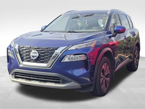 Certified 2021 Nissan Rogue SV w/ Premium Package image 4