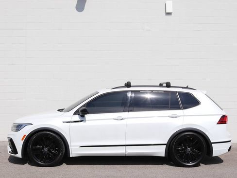 Used 2022 Volkswagen Tiguan SE R-Line FWD image 19