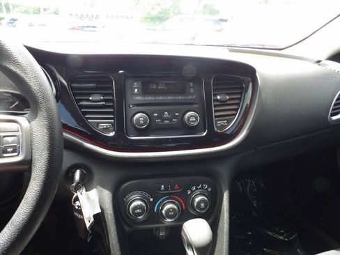 Used 2016 Dodge Dart SE w/ Convenience Group FWD image 11