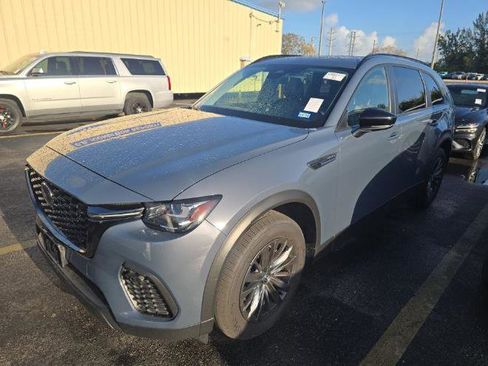 Used 2025 MAZDA CX-70 3.3 Turbo w/ Preferred Package AWD/4WD image 4