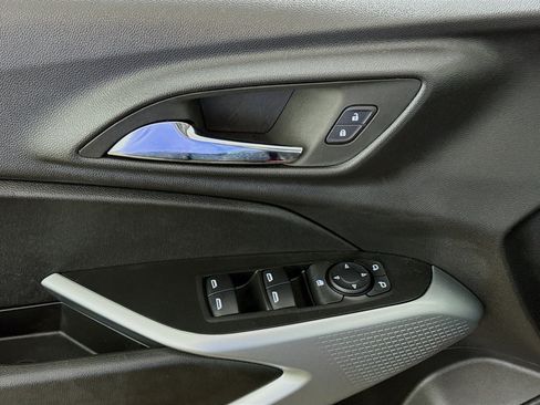 Used 2024 Chevrolet Trax LS FWD image 19
