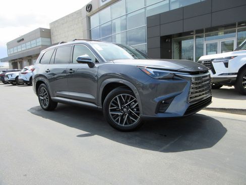 Used 2026 Lexus TX 350 AWD w/ Technology Package image 13