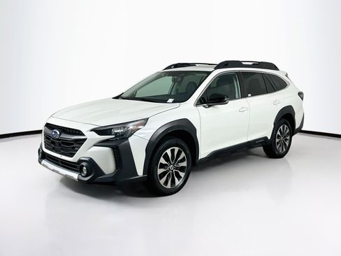 Used 2023 Subaru Outback Limited AWD/4WD image 3