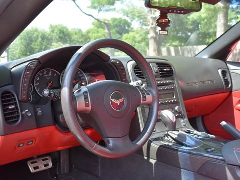 Used 2010 Chevrolet Corvette Grand Sport w/ Preferred Equipment Group RWD image 16