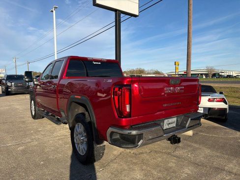 Used 2021 GMC Sierra 2500 SLT w/ X31 Off-Road Package image 4