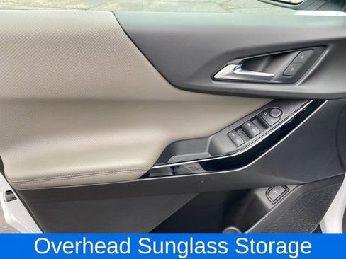 Certified 2025 Chevrolet Equinox LT w/ Convenience Package II image 15