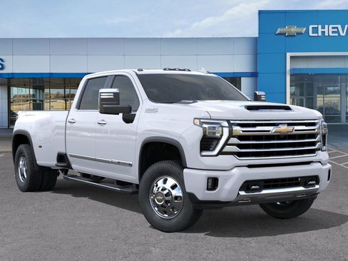 New 2026 Chevrolet Silverado 3500 High Country w/ High Country Premium Package AWD/4WD image 8