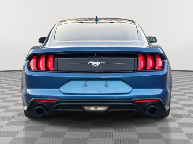 Used 2022 Ford Mustang Coupe RWD image 7