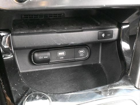 Used 2024 Kia Seltos EX FWD image 23
