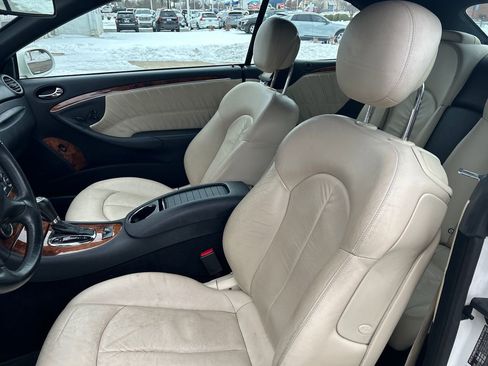 Used 2008 Mercedes-Benz CLK 350 Cabriolet image 15