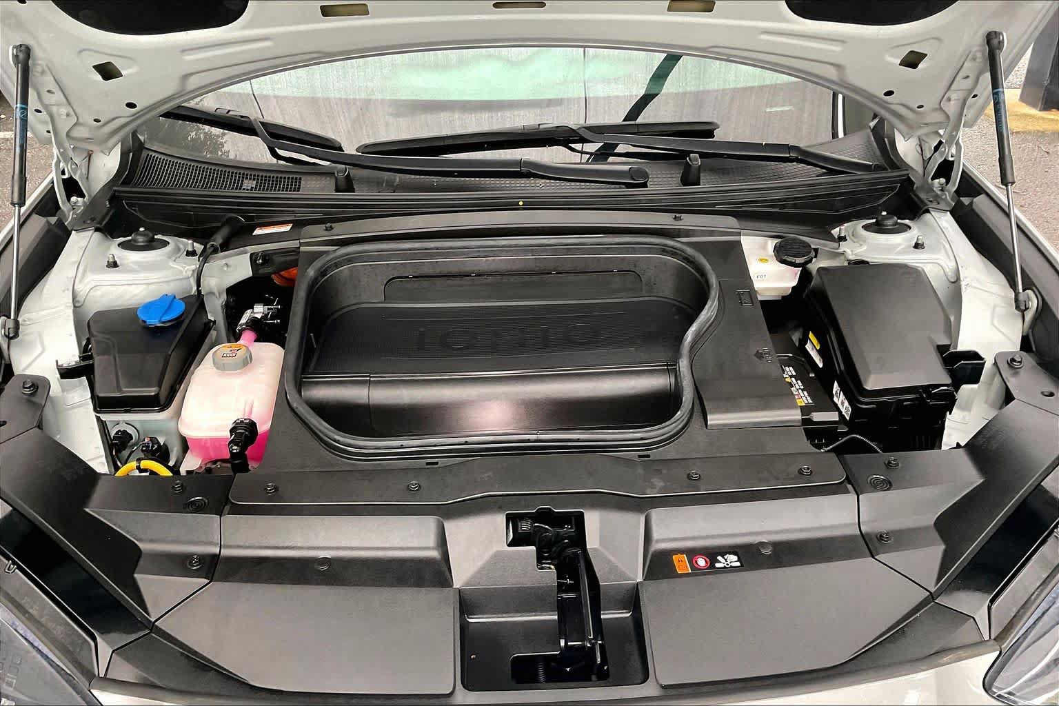 Certified 2024 Hyundai Ioniq 6 SEL RWD image 31