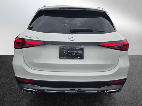 Used 2026 Mercedes-Benz GLC 300 image 4
