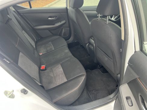 Certified 2021 Nissan Sentra SR image 16