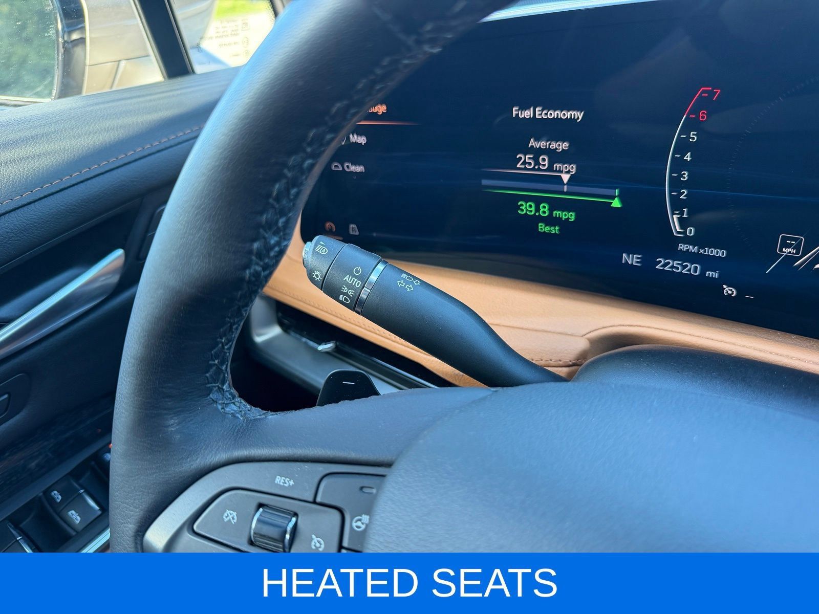 Used 2024 Cadillac XT4 Premium Luxury AWD/4WD image 18