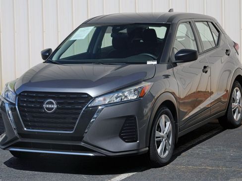 Used 2024 Nissan Kicks S FWD image 41