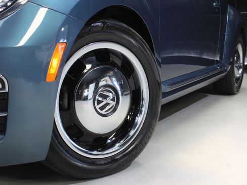 Used 2018 Volkswagen Beetle 2.0T S image 24