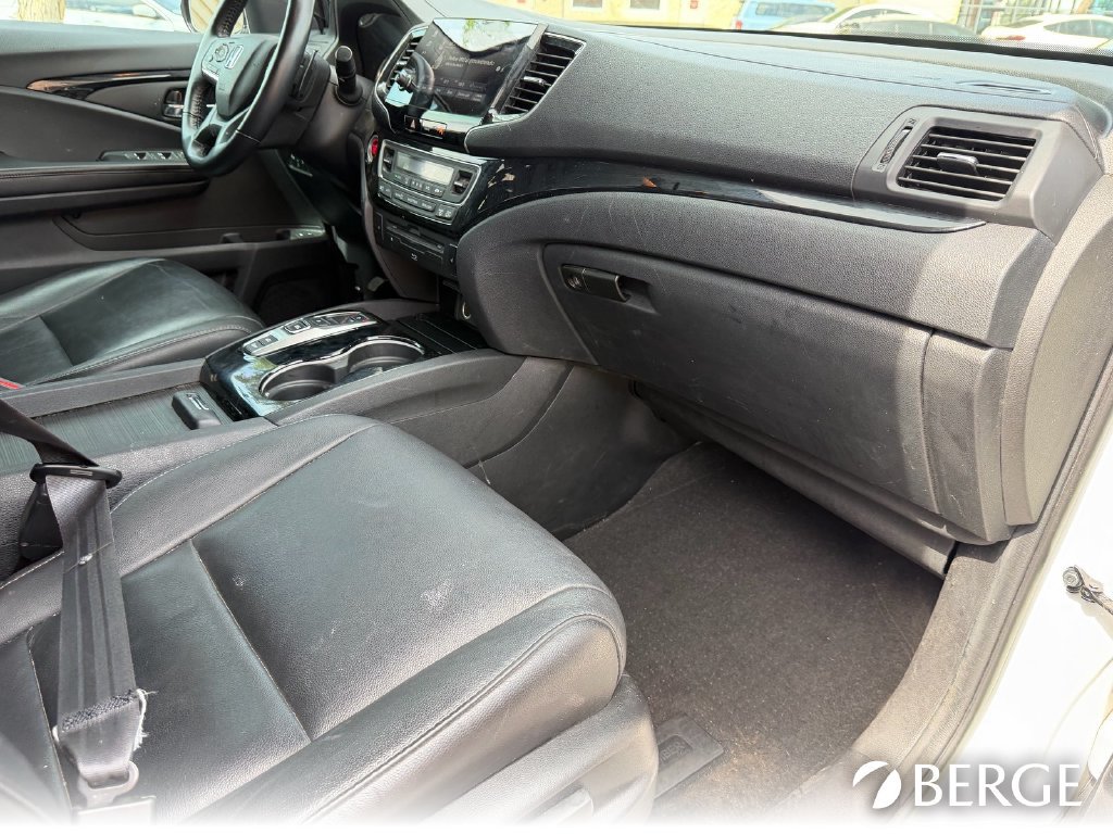 Used 2022 Honda Pilot Touring image 15